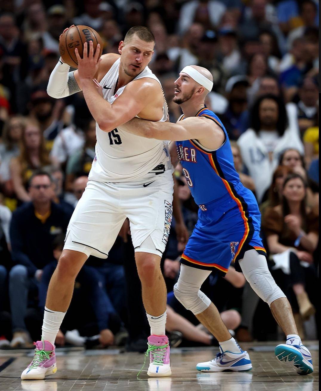 更推动了球 更推动了球